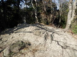 岩場の三つめのピーク