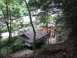 下った先の西門